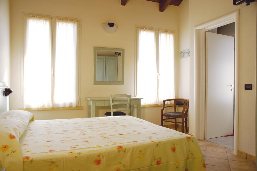 Albergo Del Po Viadana Exterior photo